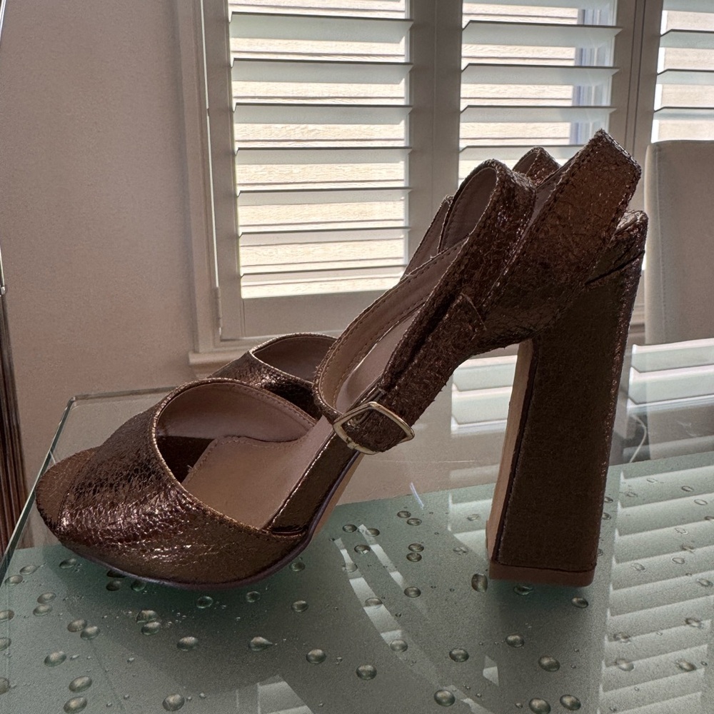 Lulus Laren Crackled Bronze Strap Block High Heel Sandals Size 6.5 - Picture 6 of 9